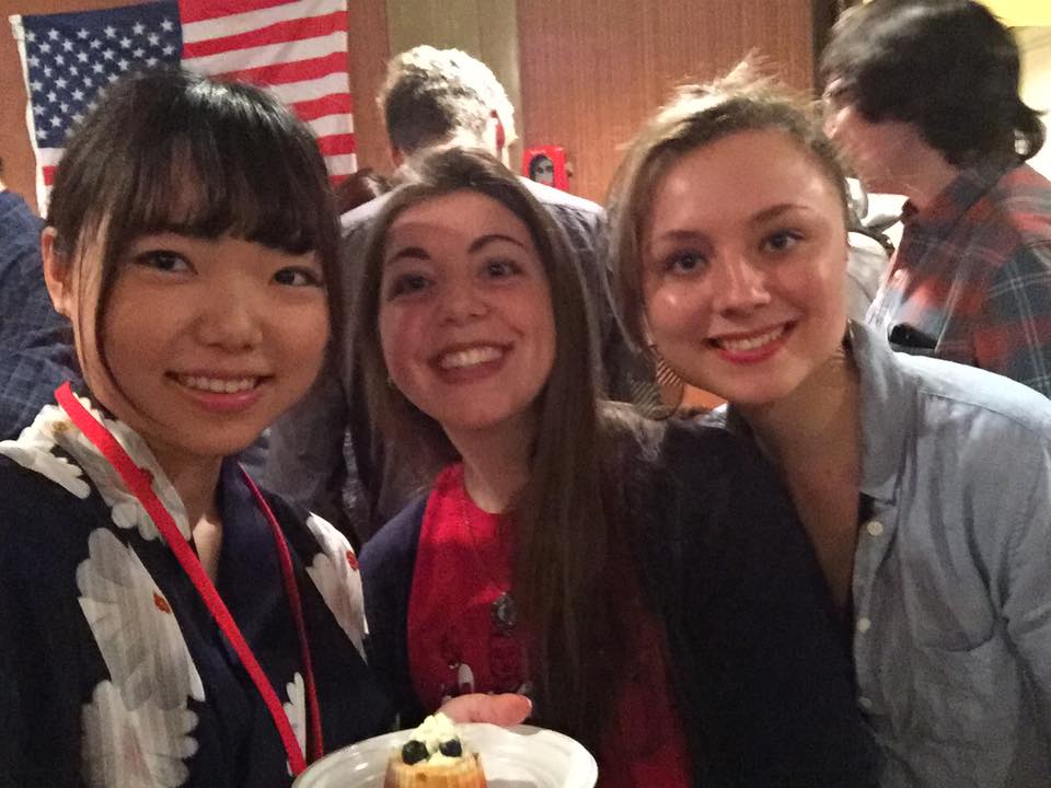 (left to right) Mayuko (who bought our cheesecake!), me, Kate. 
