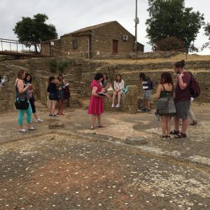 Looking at different flooring types in the House of the Doric Capital at Morgantina